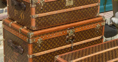 Achat et Estimation de Malles Louis Vuitton .